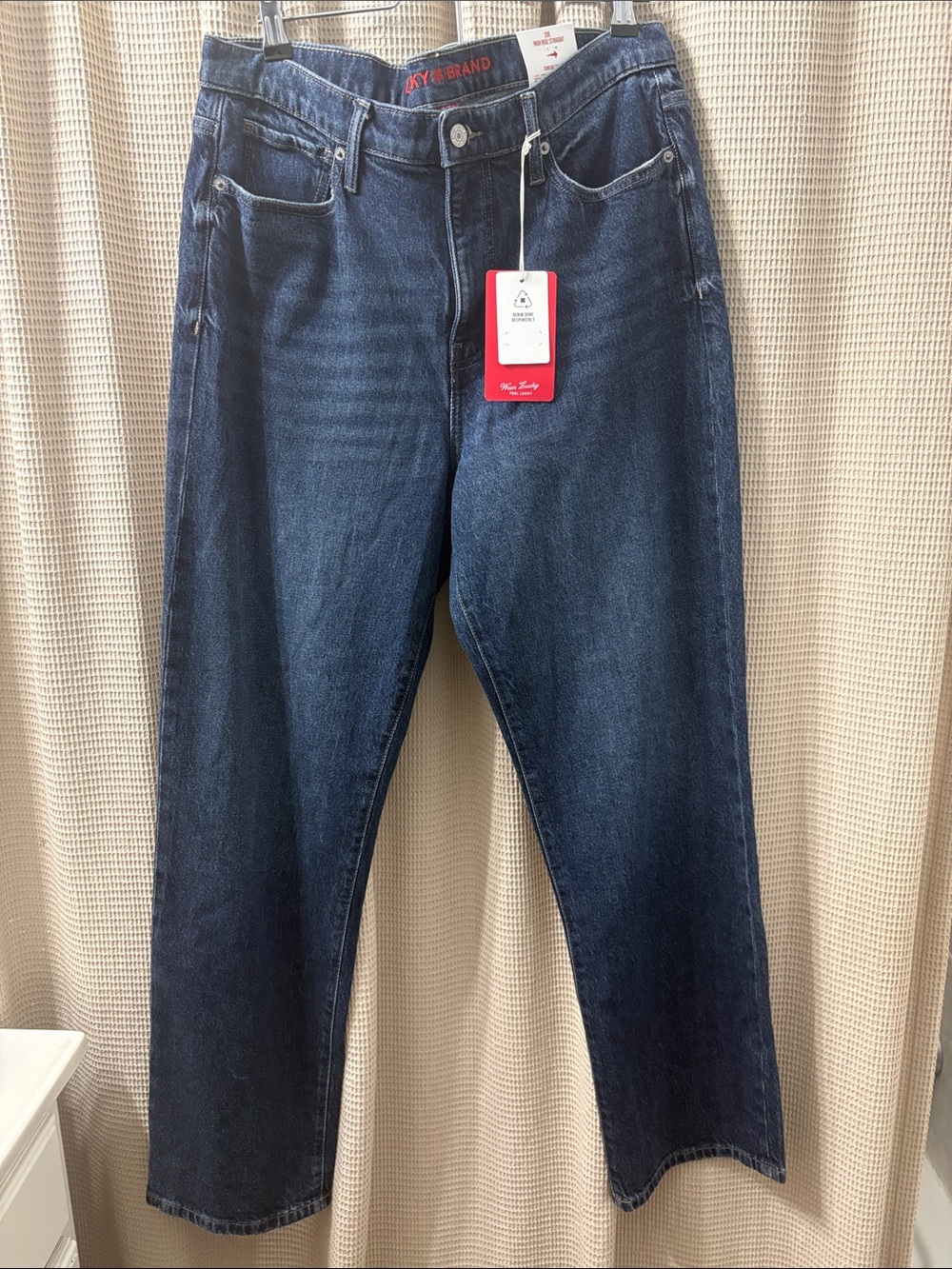 Lucky Brand Indigo Relaxed Fit woman’s stretchy  Jeans